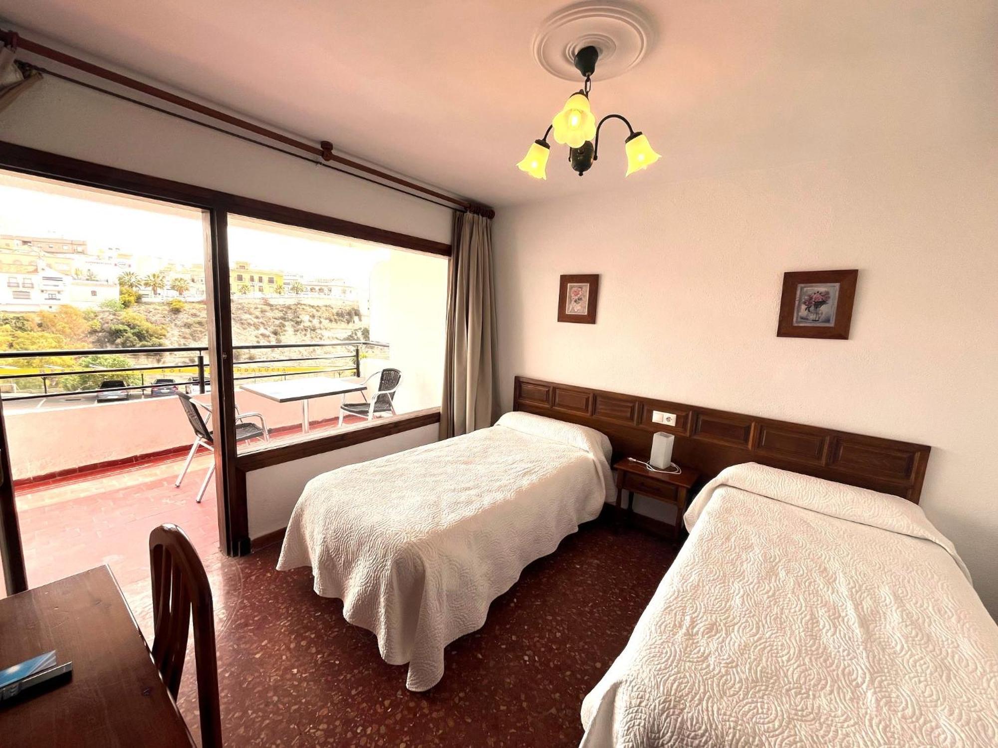 Hotel Сорбас Экстерьер фото